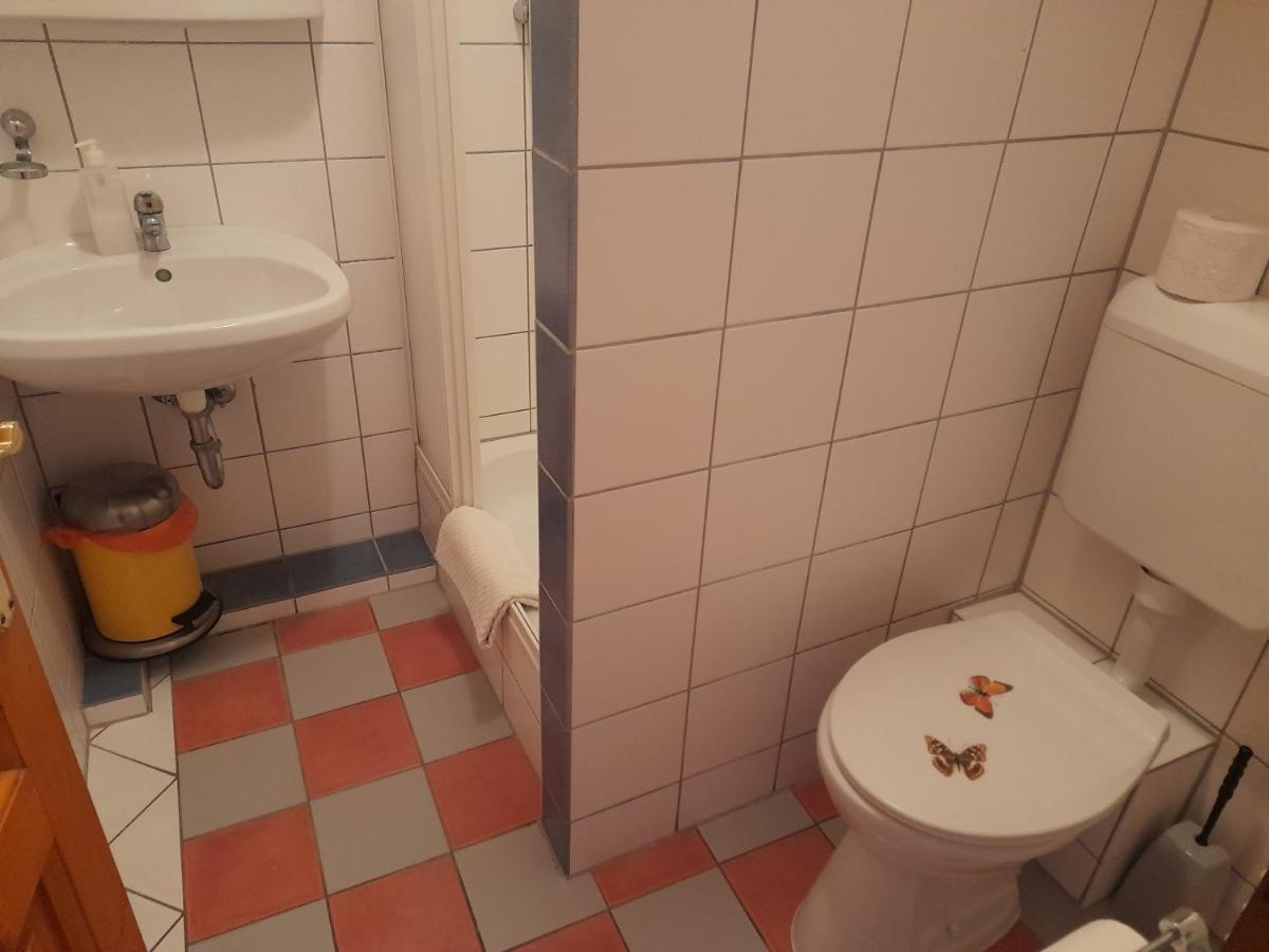 Guest House Moritz Keszthely Bagian luar foto