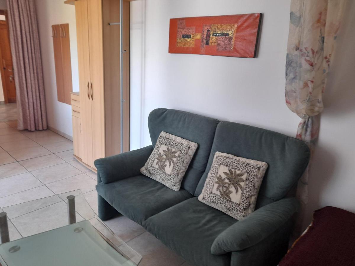 Guest House Moritz Keszthely Bagian luar foto