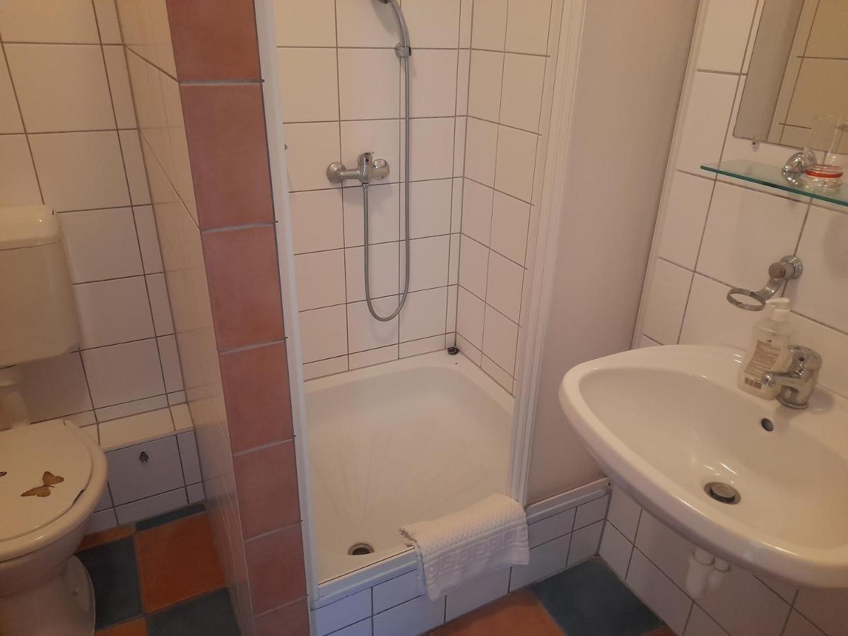 Guest House Moritz Keszthely Bagian luar foto